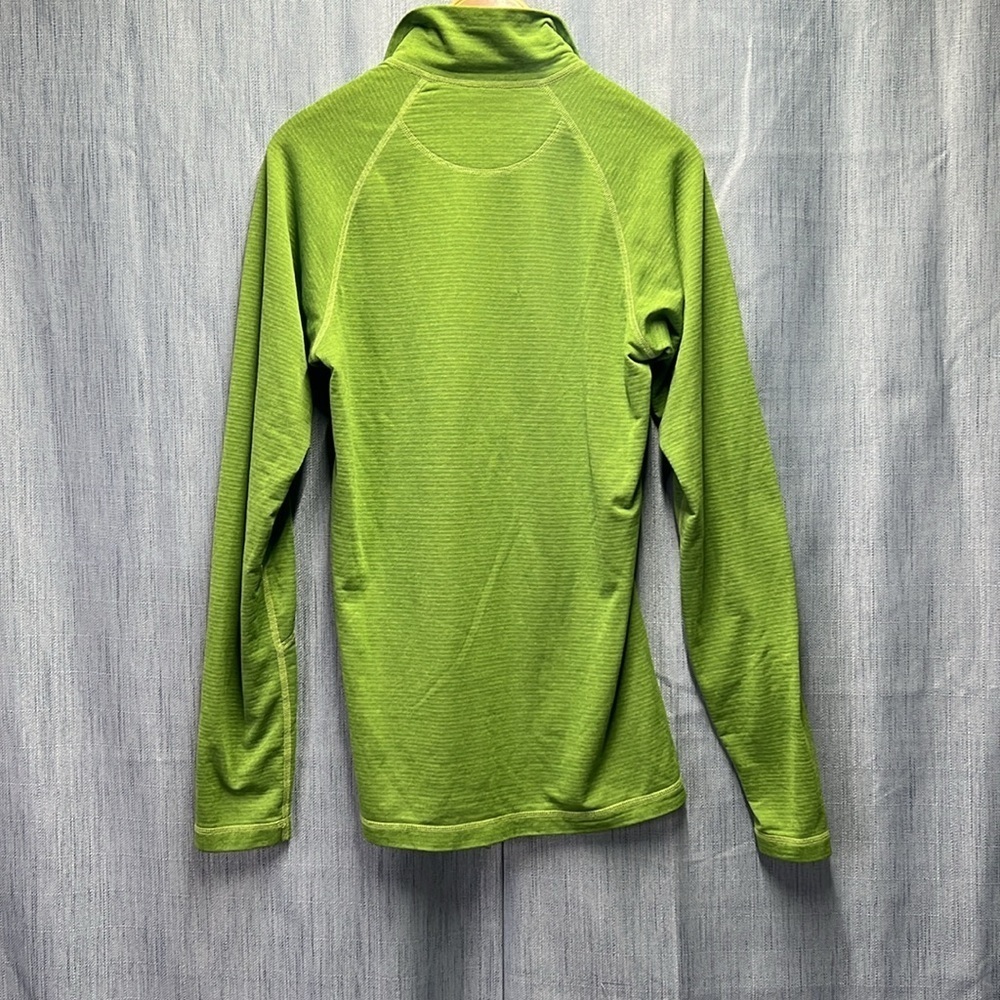 MEC green 1/4 tip long sleeve top size medium - Picture 9 of 9